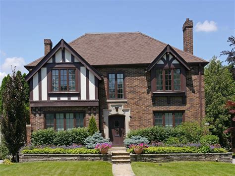 what is tudor style|pictures of tudor style houses.